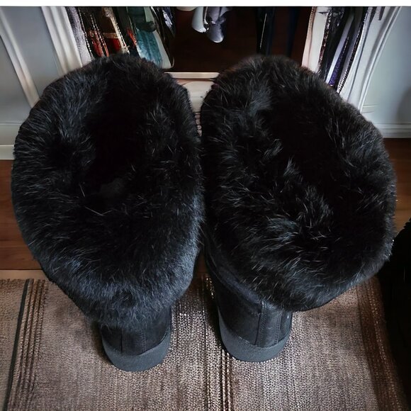 COACH ( 8 ) "FAITH"  Zip-Front Black Monogram Logo Rabbit Fur Boots - Picture 6 of 9